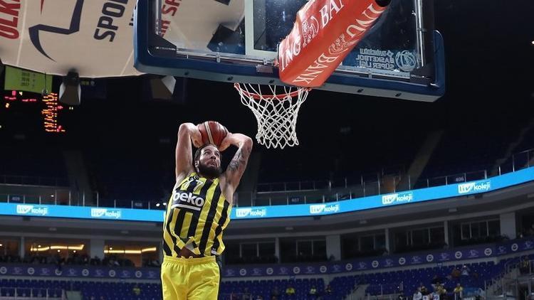 Fenerbahçeden resmi açıklama: Lauvergne ve Datome Final Fourda yok