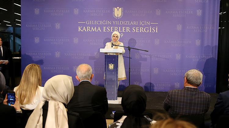 Emine Erdoğan, Çamlıca Camisinde sergi açılışını yaptı