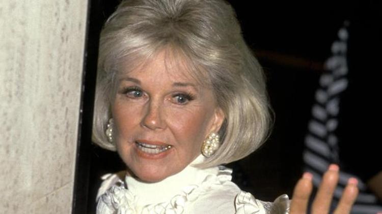 Sinemanın efsane yıldızı Doris Day öldü