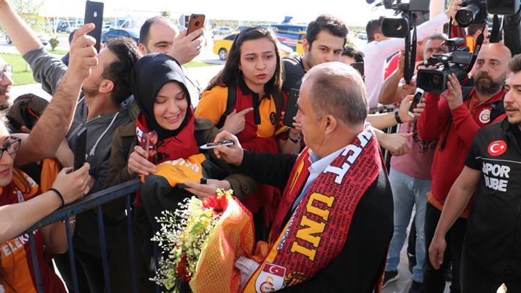 Galatasaraya Sivasta coşkulu karşılama