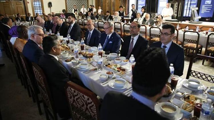 Türkiyenin Washington Büyükelçiliğinden iftar yemeği