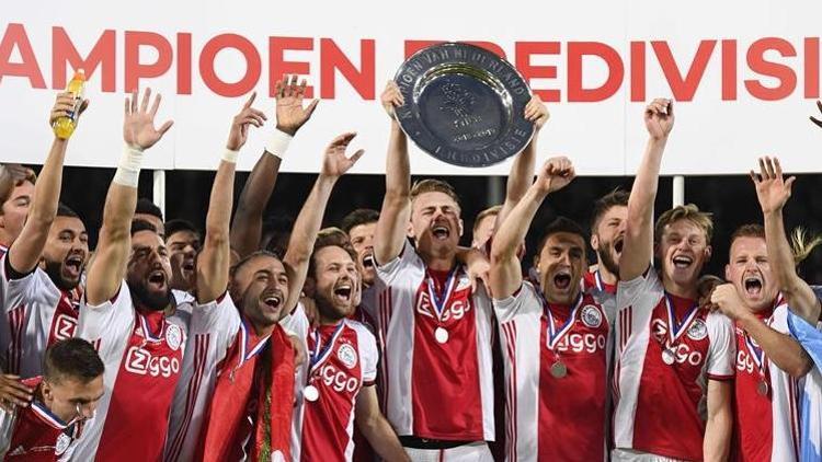 Hollandanın kralı Ajax 34üncü şampiyonluk...