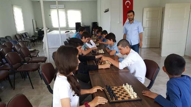 Samsatta satranç turnuvası