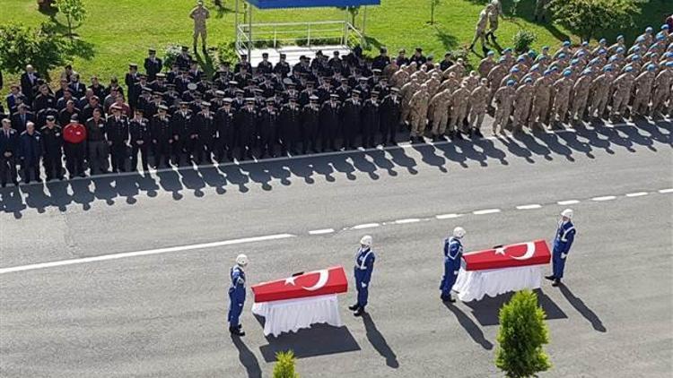 Kayıp muhabiri arama çalışmalarında suya kapılarak şehit olan askerler için tören düzenlendi