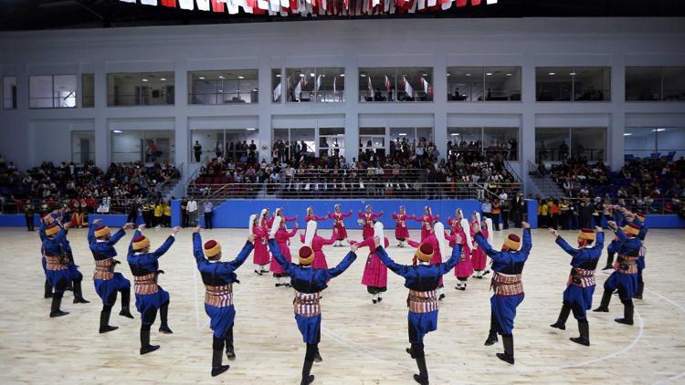 Yenimahalle’de tören geçişi