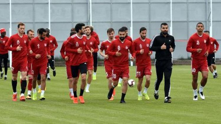 Hakan Keleş: Galatasaray maçından galibiyetle ayrılmak istiyoruz