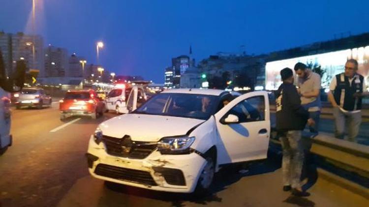 İranlı sürücü yarım saat arayla ikinci kazayı yaptı:  2 yaralı