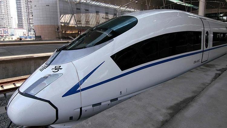 Çin 600 kilometre hızla giden tren yapacak