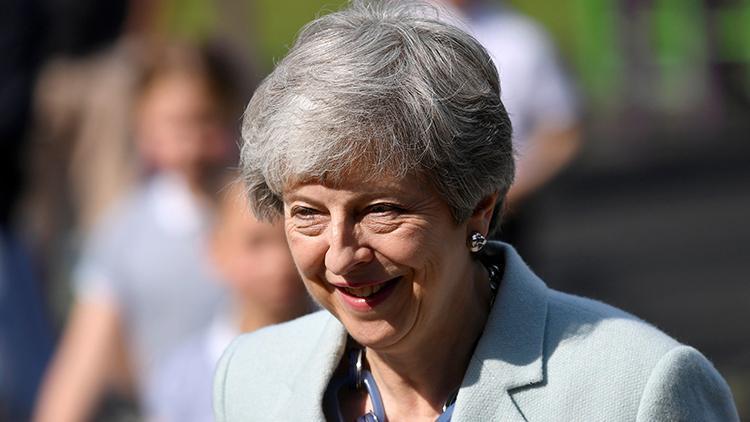 İngiltere Başbakanı Theresa Mayin istifa tarihini bugün açıklaması bekleniyor