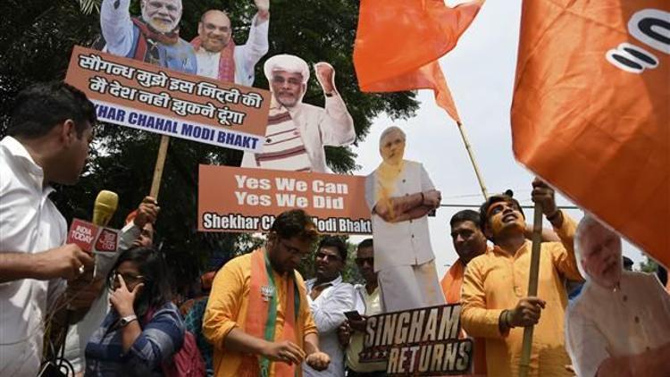 Hindistanda parlamento seçimlerini Modi ve BJP kazandı