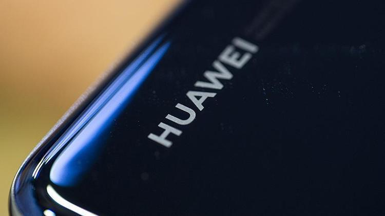 Huaweiyle ilgili yeni gelişme: Üretimi durdurdu