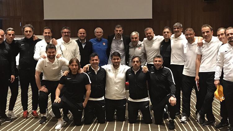 Slaven Bilic, UEFA Pro Lisans Kursuna konuk oldu