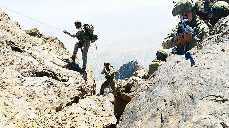 Terör örgütü PKK’ya TSK ‘Pençe’si... Kuzey Irak’a karadan ve havadan harekât