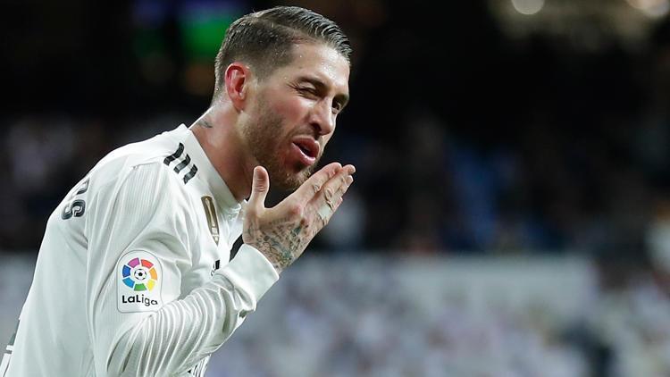 Sergio Ramos, Real Madridde kalıyor