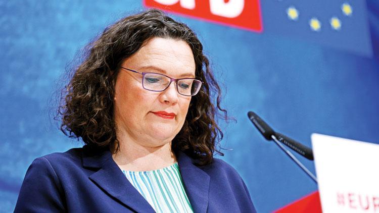 SPD lideri Nahles istifa kararı aldı