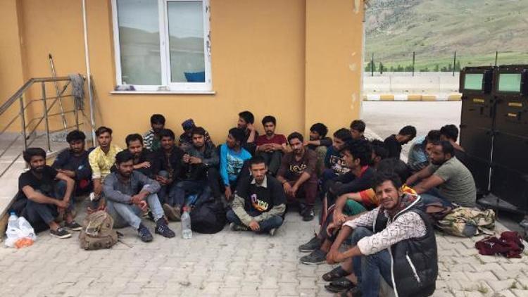 Niğde’de 34  kaçak göçmen yakalandı