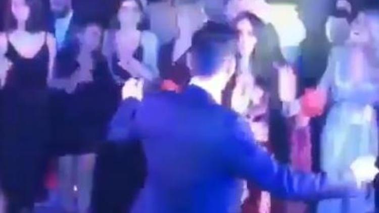 Mesut Özil Amine Gülşe çiftinin kına gecesi sosyal medyayı salladı
