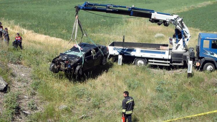 Dönüş yolunda köprüden uçtu