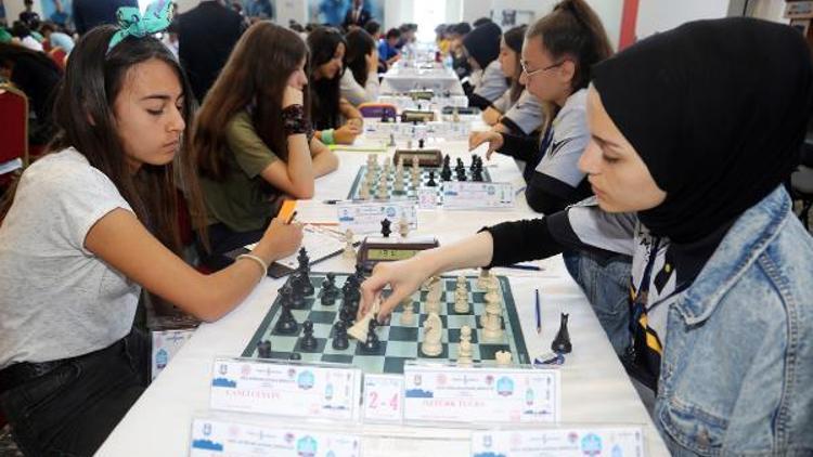 Türkiye satranç finalleri Karamanda başladı