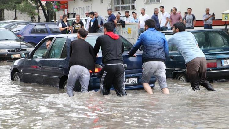 Sular çekildi hasar ortaya çıktı