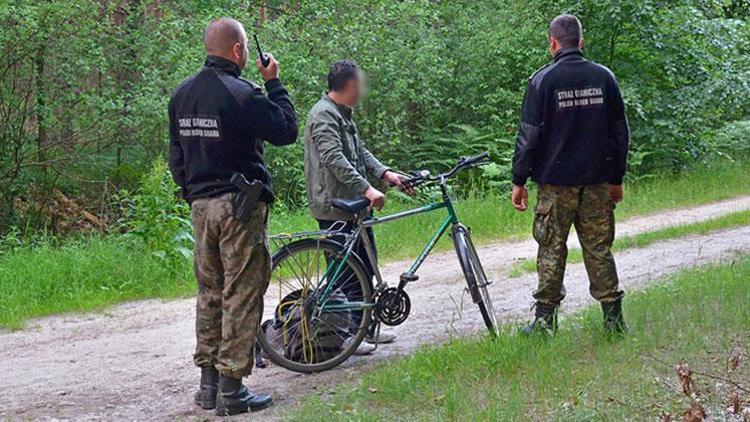 Bisikletle Polonya’ya kaçak girmeye çalışan Türk yakalandı