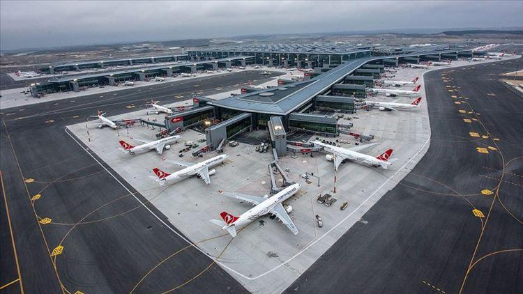 İstanbul Havalimanında bayram yoğunluğu