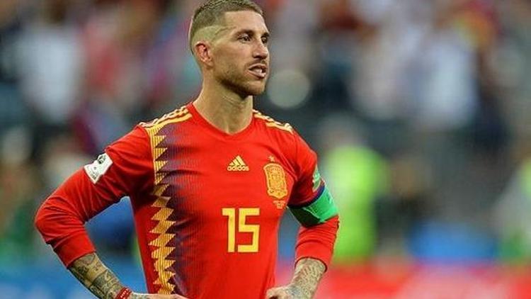 Ramos, İspanyayı golleriyle taşıyor