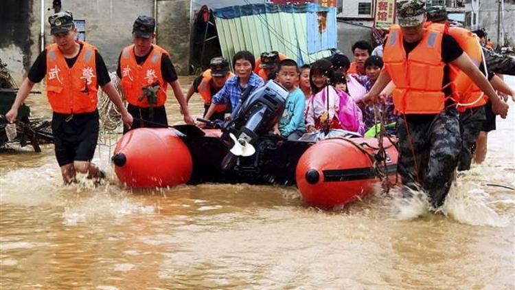 Çinde aşırı yağışlar: 60 kişi yaşamını yitirdi