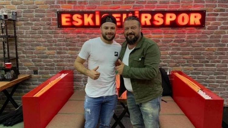 İbrahim Halil Öner Eskişehirsporda kaldı