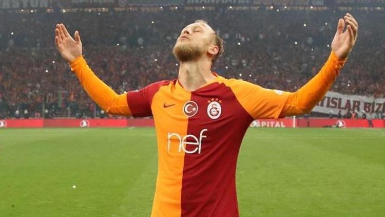 Semih Kaya Praga geri döndü