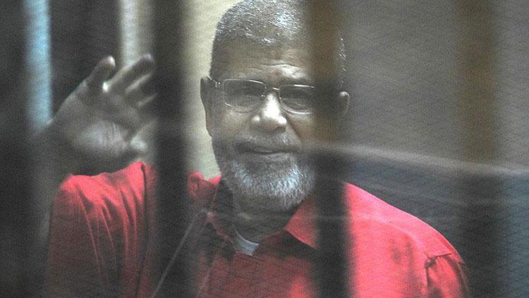 Son dakika: Muhammed Mursi, Kahirede defnedildi