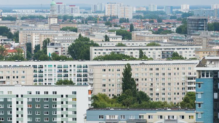 Berlin’de kiraya zam, 5 yıl yasaklandı