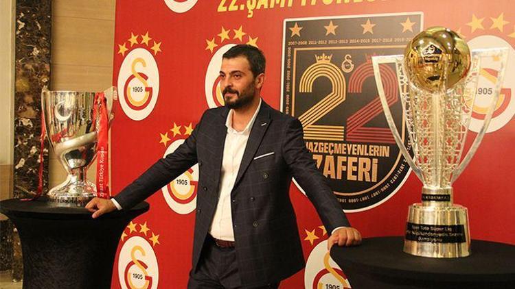 Galatasarayın şampiyonluk kutlaması ‘Çakma’ kupalarla yapıldı