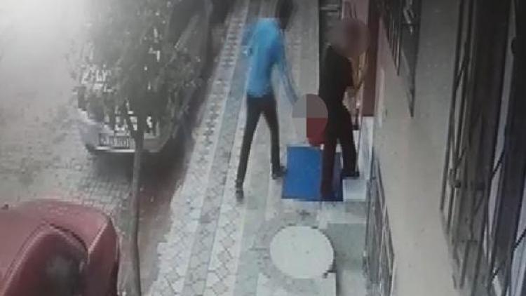 Sultangazide apartman önünde temizlik yapan kadına taciz