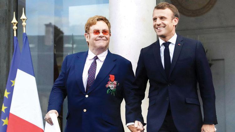 Elton John’a devlet nişanı