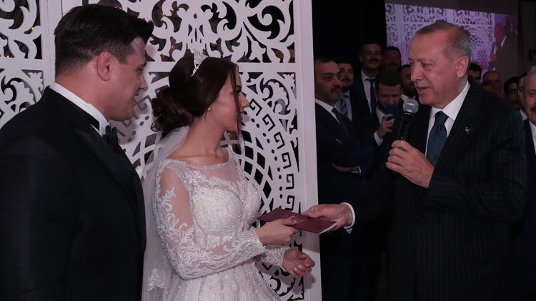 Cumhurbaşkanı Erdoğan, Rıza Kayaalpin nikah şahidi oldu