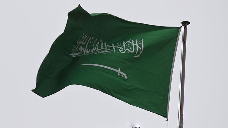 Suudi Arabistan Husilere ait bir İHA düşürdü