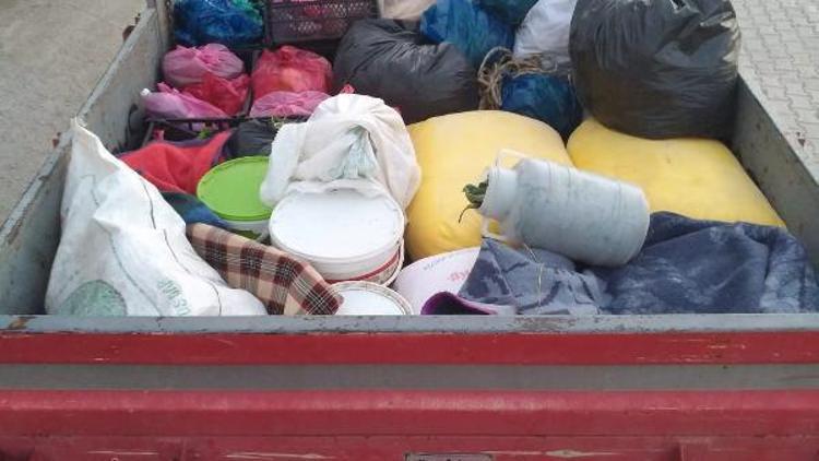 PKKya bir traktör dolusu yaşam malzemesi götürürken yakalandılar