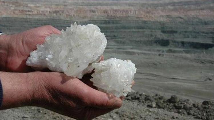 Sabancı Üniversitesi yeni bor mineralini dünyaya tanıtıyor