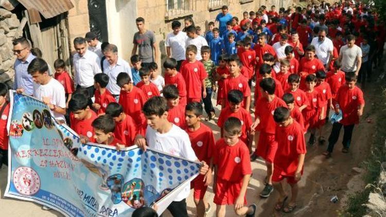 Bitlis’te bin 500 çocuk yaz spor okuluna başladı