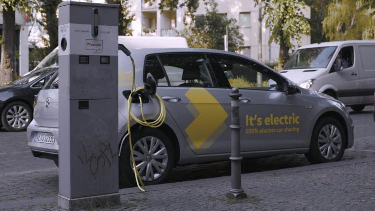 Volkswagenden tam elektrikli araç paylaşım hizmeti: WeShare