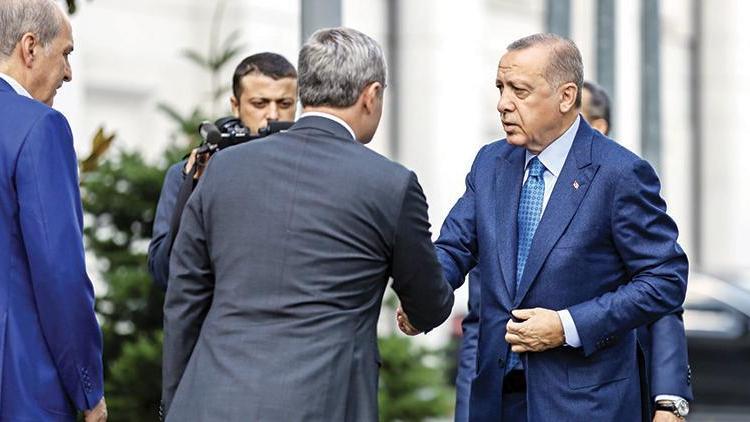 Erdoğan’dan parti mesaisi