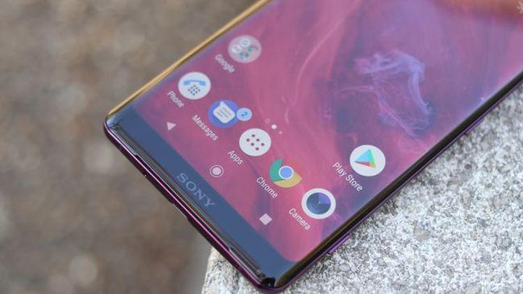 Sony de katlanabilen telefon yapıyor