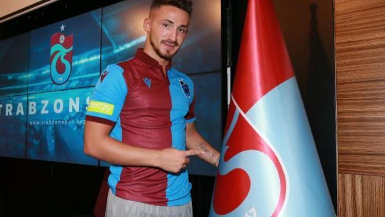Trabzonspor’da Avdijaj ve Bilgin için imza töreni düzenlendi