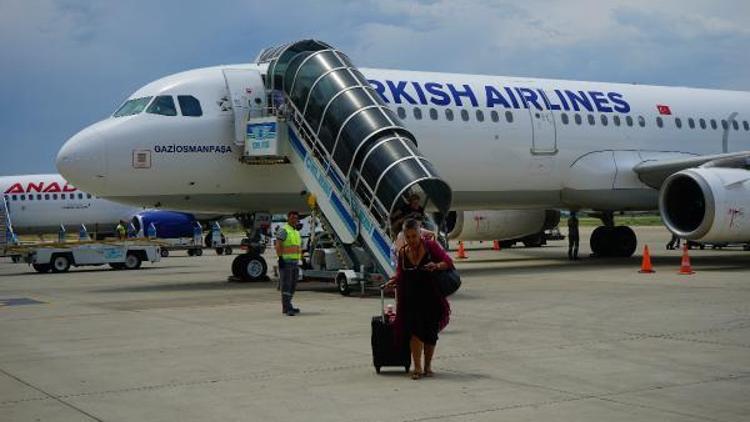 Koca Seyit Havalimanında yolcu sayısı, 6 ayda yüzde 31 azaldı