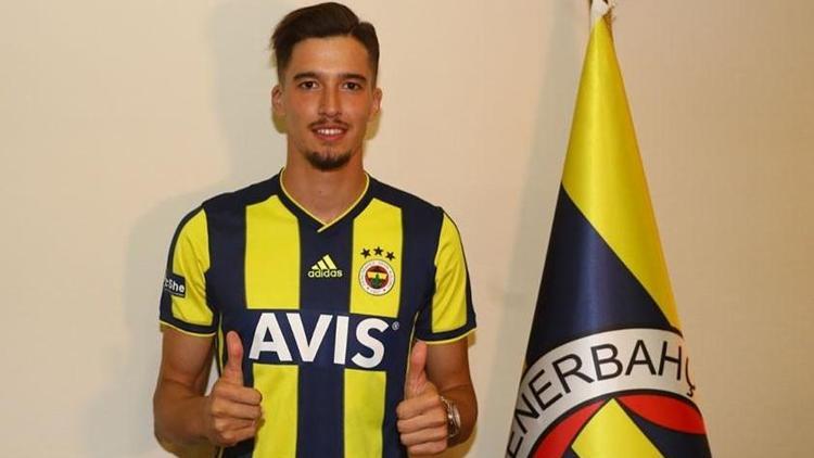 Altay Bayındır: Bir oyuncuyu Fenerbahçe isterse bu reddedilemez