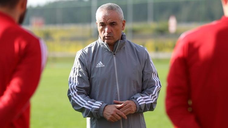 Rıza Çalımbay: “Benim için iki önemli kulüp var. Biri Sivasspor, ikincisi Beşiktaş”