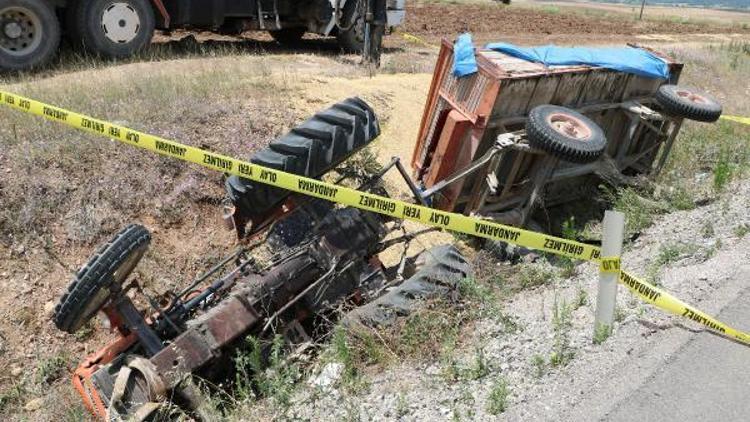 Ön lastiği çıkan traktör devrildi:1 yaralı