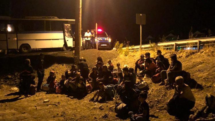 Ayvalıkta 99 kaçak göçmen yakalandı