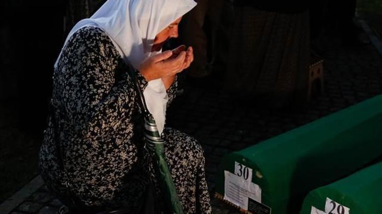 11 Temmuz Srebrenitsa Katliamı üzerinden 24 yıl geçti
